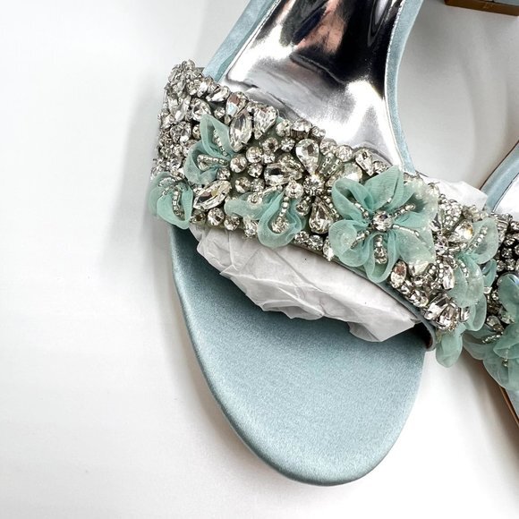 Badgley Mischka Size 9 Light Mist Blue Satin Jeweled Dress Sandals Heels Shoes - Picture 3 of 14